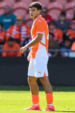 Blackpool 'dan Rob Apter, Blackpool' a karşı Blackpool vs Sunderland maçında, Bloomfield Road, Blackpool, Birleşik Krallık, 27 Temmuz 2024