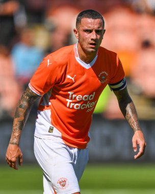 Blackpool 'dan Oliver Norburn sezon öncesi dostluk maçı sırasında Blackpool Sunderland' a karşı Bloomfield Road, Blackpool, Birleşik Krallık, 27 Temmuz 2024