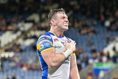 Harry Newman of Leeds Rhinos celebrates during the Betfred Super League Round 19 match Huddersfield Giants vs Leeds Rhinos at John Smith's Stadium, Huddersfield, United Kingdom, 25th July 2024