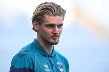 Coventry City 'den Jack Rudoni, Coventry City' nin Everton 'a karşı oynadığı Coventry Building Society Arena, Coventry, İngiltere' de 30 Temmuz 2024 tarihli ön sezon dostluk maçı öncesinde geldi.