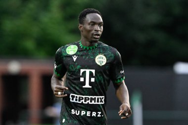 Ferencvros 'un Adama Traor' u UEFA Şampiyonlar Ligi İkinci Ön eleme karşılaşmasında The New Saints vs Ferencvros 'a karşı Park Hall Stadyumu, Oswestry, İngiltere, 30 Temmuz 2024