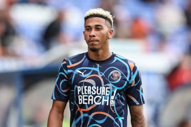 Blackpool 'dan Jordan Gabriel, 30 Temmuz 2024' te İngiltere, Birkenhead 'deki Prenton Park' ta oynanan Tranmere Rovers-Blackpool maçında