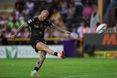 Leigh Leoparları 'ndan Zak Hardaker, 1 Ağustos 2024' te The Mend-A-Hose Jungle, Castleford, İngiltere 'de oynanan 20.