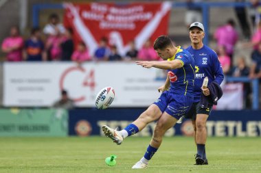 Warrington Wolves takımından Josh Thewlis, 2 Ağustos 202 'de Warrington Jones Stadyumu' nda oynanan Warrington Wolves vs Hull KR maçında maçı başlatıyor.