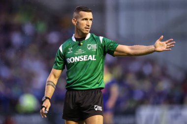 Hakem Jack Smith, Betfred Süper Lig 20. Raundunda Warrington Wolves, Hull KR 'a karşı Halliwell Jones Stadyumu, Warrington, 2 Ağustos 2024
