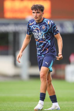 Blackpool 'dan Kyle Joseph, Crewe Alexandra' ya karşı Blackpool 'un 3 Ağustos 2024' teki Alexandra Stadyumu 'nda oynanan sezon öncesi dostluk maçı sırasında