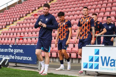Blackpool 'dan James Husband sezon öncesi hazırlık maçında Crewe Alexandra ve Blackpool' a karşı Alexandra Stadyumu, Crewe, İngiltere, 3 Ağustos 2024
