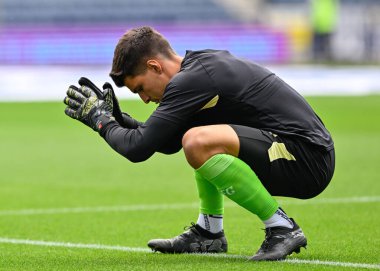 Everton 'dan Joo Virgnia, 3 Ağustos 2024 Deepdale, Preston, İngiltere' de Preston North End 'e karşı oynanan sezon öncesi dostluk maçı öncesinde ısınıyor.