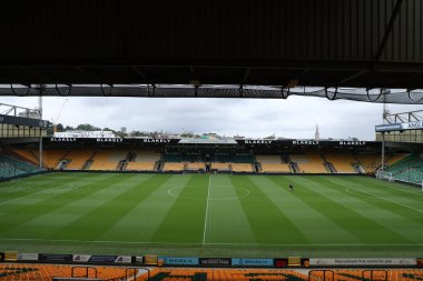 Carrow Road 'un, Norwich City' nin 3 Ağustos 2024 'te Norwich Road, Norwich Road' da St. Pauli 'ye karşı oynadığı sezon öncesi maçtan önceki genel görüntüsü.