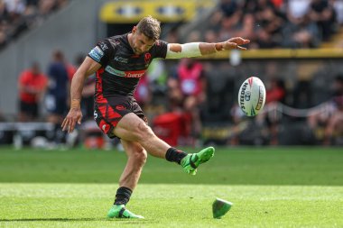 St. Helens takımından Tommy Makinson, 3 Ağustos 2024 'te MKM Stadyumu' nda oynanan 20 'nci Betfred Süper Lig karşılaşmasında bir gol için dönüştürüldü.