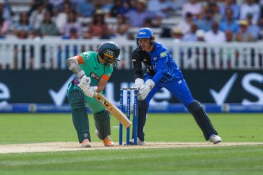 Oval Yenilmezler 'den Sam Curran, Londra Ruh Adamları' nın 4 Ağustos 2024 'te Londra, Londra ve İngiltere' de Oval Yenilmezler 'e karşı oynadığı 100 maçta...