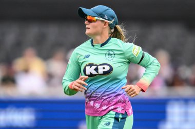 Oval Yenilmezler 'den Ryana Macdonald-Gay Manchester Orjinal Kadınlar Oval Yenilmezler' e Karşı Old Trafford, Manchester, Birleşik Krallık 'ta 6 Ağustos 2024