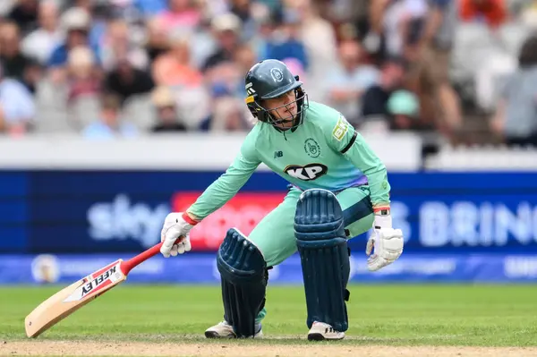 stock image Paige Scholfield of Oval Invincibles reaches for the crease during the The Hundred match Manchester Originals Women vs Oval Invincibles Women at Old Trafford, Manchester, United Kingdom, 6th August 2024 