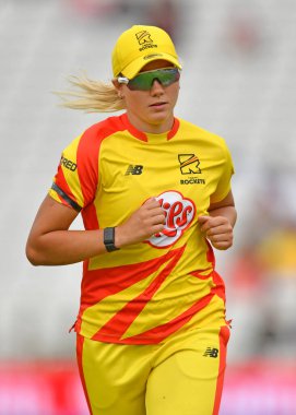 Trent Rockets 'ın The Hundred maçında Kirstie GORDON Trent Bridge, Nottingham, Birleşik Krallık' ta Trent Rockets Women vs London Spirit Women maçında