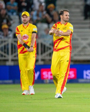 Trent Rockets takımından Lewis GREGORY, Trent Rockets 'in Londra Spirit' e karşı oynadığı Trent Bridge, Nottingham 'da 6 Ağustos 2024' te Londra Spirit 'ten Nathan ELLIS' i yakaladı.