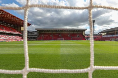 Oakwell 'in Sky Bet Ligi 1 maçı sırasında Oakwell, Barnsley' e karşı 9 Ağustos 2024 'teki Oakwell, Barnsley, İngiltere maçı genel görünümü.