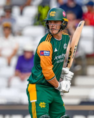 Nottingham Outlaws 'dan Freddie MCCANN, 9 Ağustos 2024' te İngiltere 'nin Nottingham kentinde oynanan Nottinghamshire-Gloucestershire maçında vuruş yaptı.