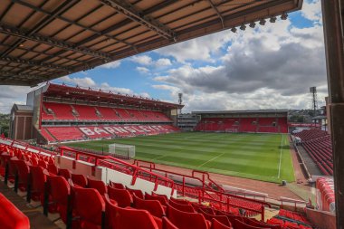 Oakwell 'in Sky Bet Ligi 1 maçı sırasında Oakwell, Barnsley' e karşı 9 Ağustos 2024 'teki Oakwell, Barnsley, İngiltere maçı genel görünümü.