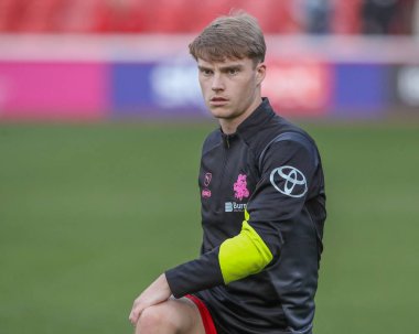Barnsley 'den Luca Connell, 9 Ağustos 2024' te Oakwell, Barnsley, İngiltere 'de oynanan Sky Bet 1 karşılaşmasında maç öncesi ısınma maçında Barnsley ile Mansfield Town karşı karşıya geldi.