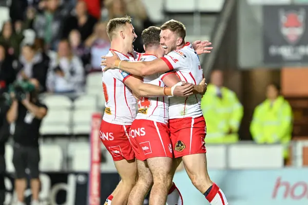 Stock image Joe Batchelor of St. Helens celebrates his try to make it 14-10 St. Helens during the Betfred Super League Round 21 match St Helens vs Salford Red Devils at Totally Wicked Stadium, St Helens, United Kingdom, 8th August 2024