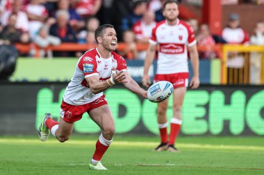 Hull KR takımından Matt Parcell, 21 Ağustos 2024 'te oynanan Betfred Süper Lig karşılaşmasında top Hull KR' a karşı Castleford Tigers 'a karşı Sewell Group Craven Park, Kingston upon Hull, Birleşik Krallık, 9 Ağustos 2024