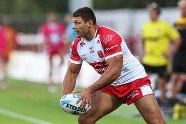 Hull KR takımından Ryan Hall, 21. Betfred Süper Lig Turu 'nda top Hull KR' a karşı Castleford Tigers 'ın 9 Ağustos 2024' te Kingston, Hull, İngiltere 'deki Craven Park' ta oynadığı maçta.