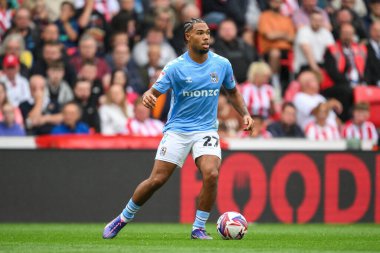 Coventry City 'den Milan van Ewijk, Stoke City ile Coventry City arasındaki 10 Ağustos 2024' te oynanan Bet365 Stadyumu 'nda oynanan Gökyüzü İddia Şampiyonası maçında topla bir çıkış yaptı.