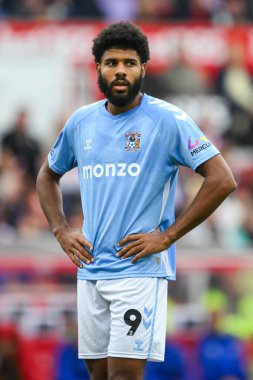 Coventry City 'den Ellis Simms 10 Ağustos 2024 tarihinde Stoke City ile Coventry City arasında oynanan Bet365 Stadyumu, Stoke-on-Trent, İngiltere
