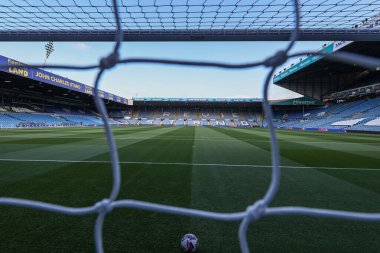 Elland Road 'un 10 Ağustos 2024' te Leeds United 'ın Portsmouth' a karşı oynadığı Sky Bet Şampiyonası maçındaki gol ağzından genel bir görüntüsü.