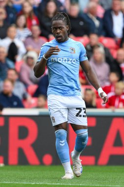 Coventry City 'den Brandon Thomas-Asante Gökyüzü İddia Şampiyonası' nda Stoke City, Coventry City 'ye karşı Bet365 Stadyumu, Stoke-on-Trent, İngiltere, 10 Ağustos 2024