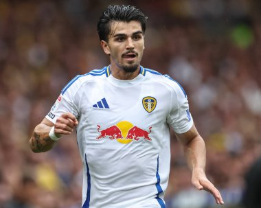 Leeds United takımından Pascal Struijk, 10 Ağustos 2024 'te Leeds United ile Portsmouth arasındaki Sky Bet Şampiyonası maçında...
