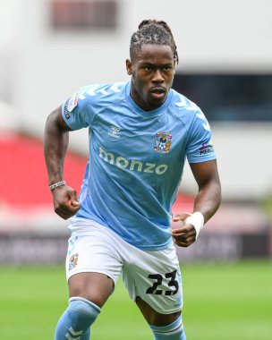 Coventry City 'den Brandon Thomas-Asante Gökyüzü İddia Şampiyonası' nda Stoke City, Coventry City 'ye karşı Bet365 Stadyumu, Stoke-on-Trent, İngiltere, 10 Ağustos 2024