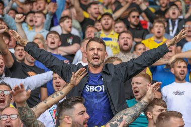 Leeds taraftarları, 10 Ağustos 2024 'te Leeds Road, Leeds, İngiltere' de oynanan Sky Bet Şampiyonası maçında Leeds United ve Portsmouth arasındaki maçta Leeds taraftarlarını yendi.