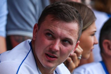 QPR taraftarları, 10 Ağustos 2024 'te Londra' daki Kiyan Prince Foundation Stadyumu 'nda oynanan Queens Park Rangers - West Bromwich Albion maçının ardından oynanan Sky Bet Şampiyonası yenilgisinin ardından üzgün görünüyorlar.