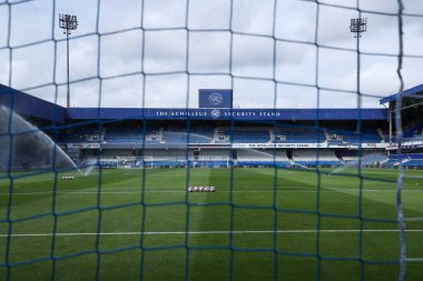 10 Ağustos 2024 'te Londra' daki Kiyan Prince Vakfı Stadyumu 'nda Queens Park Rangers ile West Bromwich Albion arasındaki Sky Bet Şampiyonası öncesinde Matrade Loftus Road Stadyumu' nun genel görünümü