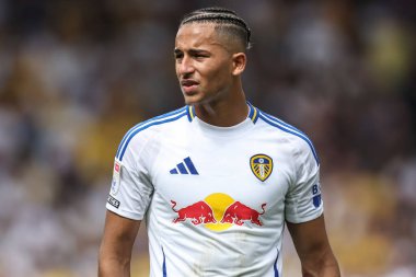 Leeds United takımından Mateo Joseph 10 Ağustos 2024 'te Leeds Road, Leeds, İngiltere' de Leeds United ve Portsmouth maçında karşılaştı.