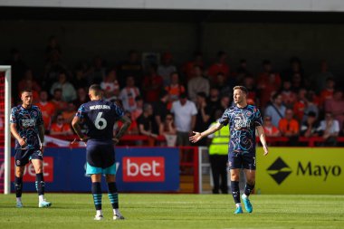 Blackpool 'dan Lee Evans, 10 Ağustos 2024' te İngiltere 'nin Crawley Stadyumu' nda oynanan ve Crawley Town 'un Blackpool' a karşı oynadığı Sky Bet 1 maçında 1-0 berabere kalma golünü attı.