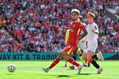 Liverpool 'dan Luis Daz, 11 Ağustos 2024' te İngiltere 'nin Liverpool kentinde oynanan Liverpool-Sevilla maçında Liverpool maçında 3-0' lık galibiyet golünü attı.