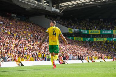 Norwich City 'den Shane Duffy, takımın 17 Ağustos 2024' te Carrow Road, Norwich, İngiltere 'de oynanan Norwich City-Blackburn Rovers maçındaki ikinci golünü kutluyor.