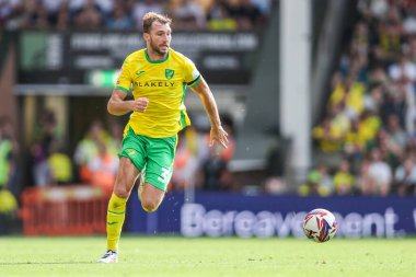 Norwich City 'den Jack Stacey topu 17 Ağustos 2024' te Norwich City 'nin Carrow Road, Norwich Rovers' a karşı oynadığı Sky Bet Şampiyonası maçında aldı.