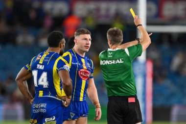 Hakem Chris Kendall, Warrington Wolves 'dan Rodrick Tai' ye Warrington Wolves - Leeds Rhinos maçında sarı kart verdi.