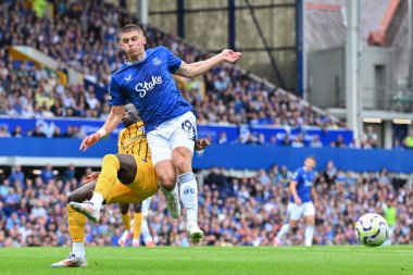 Brighton & Hove Albion takımından Yankuba Minteh ve Everton Premier Lig maçında Everton, Brighton ve Hove Albion 'a karşı 17 Ağustos 2024' te Goodison Park, Liverpool, İngiltere 'de oynanan karşılaşmada Everton ve Mykolenko karşılaştı.