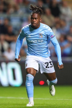 Coventry City 'den Brandon Thomas-Asante, Coventry City - Oxford United maçında Coventry Building Society Arena, Coventry, İngiltere, 16 Ağustos 2024