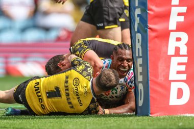 Leigh Leoparları 'ndan Edwin Ipape, 18 Ağustos 2024' te Elland Road, Leeds, Birleşik Krallık 'ta Leigh Leopards ve Salford Red Devils arasındaki Magic Weekend maçına gidiyor.