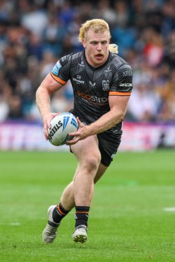 Brad Fash Hull FC, Magic Weekend maçında Hull FC, London Broncos 'a karşı 17 Ağustos 2024' te Elland Road, Leeds, İngiltere 'de bir ara verdi.