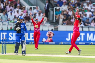 Galler Ateşi 'nden Hayley Matthews, 18 Ağustos 2024' te Londra Lords, Londra, İngiltere 'de oynanan Galli Ateşli Kadınlar vs.