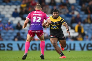 Castleford Tigers 'dan Sylvester Namo Magic Weekend maçı sırasında Huddersfield Giants Castleford Tigers' a karşı Elland Road, Leeds, İngiltere, 18 Ağustos 2024