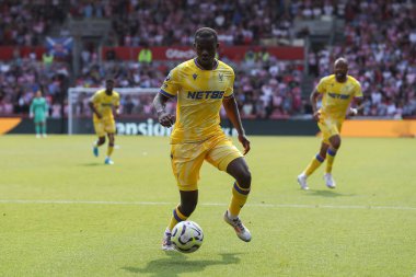 Kristal Saray 'dan Tyrick Mitchell Premier Lig karşılaşmasında Brentford, Crystal Palace' a karşı Gtech Community Stadyumu, Londra, İngiltere, 18 Ağustos 2024