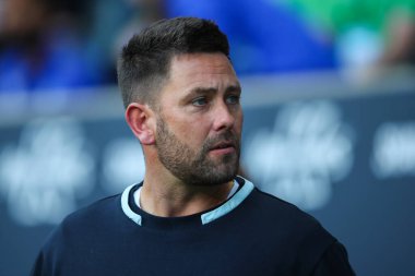 Oxford United Sky Bet Şampiyonası maçında Des Buckingham teknik direktörü Coventry City, Oxford United 'a karşı Coventry Building Society Arena, Coventry, Birleşik Krallık, 16 Ağustos 2024