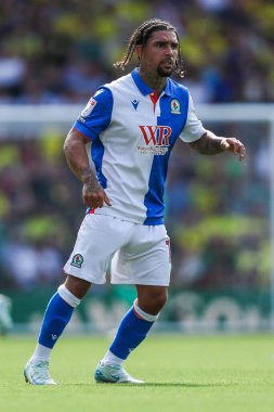 Blackburn Rovers takımından Tyrhys Dolan, 17 Ağustos 2024 'te Norwich City' nin Carrow Road, Norwich 'te Blackburn Rovers' a karşı oynadığı Sky Bet Şampiyonası maçına bakıyor.